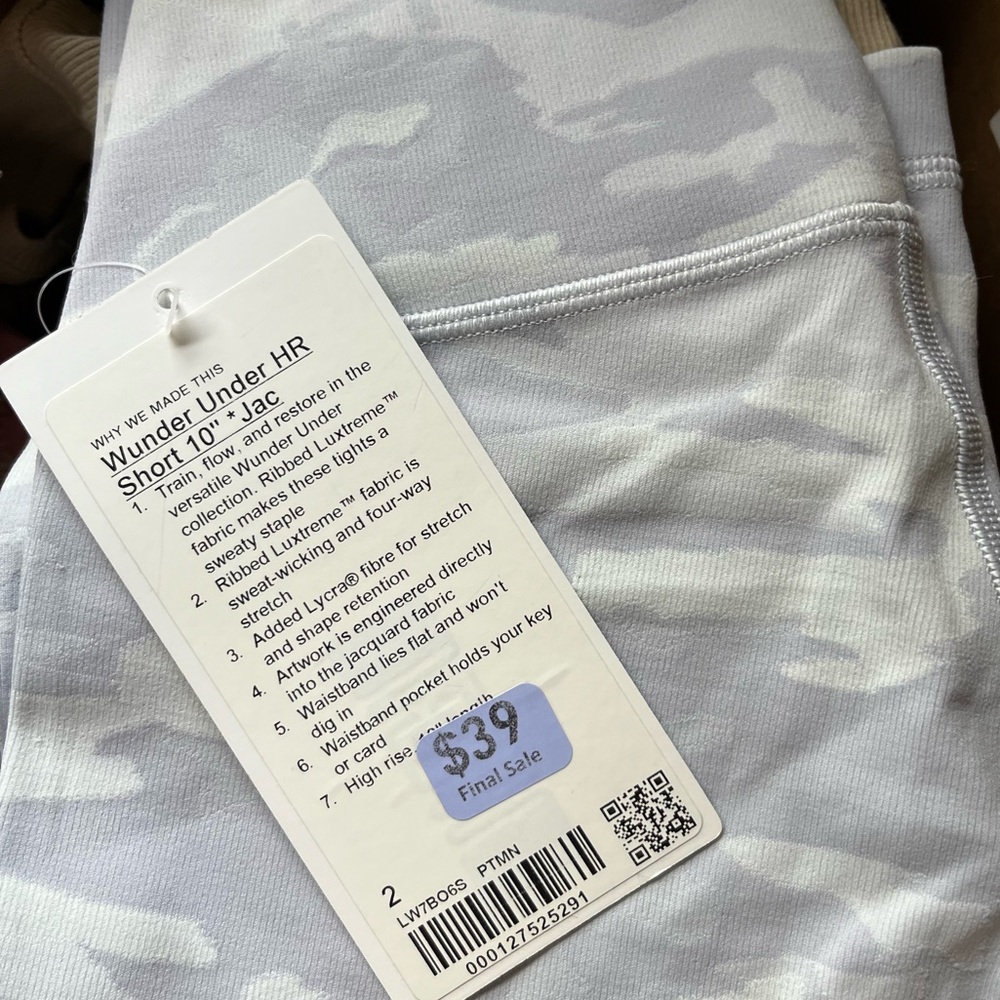 Lululemon Wunder Under Short 10" *Ribbed